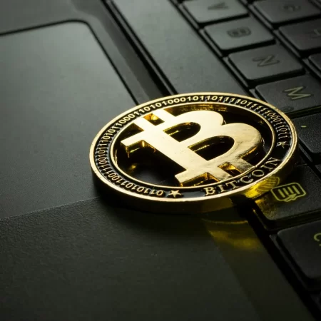 Bitcoin spletna igralnica: Katere so “kripto only” igralnice in kakšne so prednosti igranja z Bitcoinom