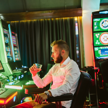 Fizične vs. online casino igre – Na kaj prisegajo igralci